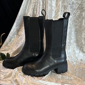 NWT AQUA BLACK PULL ON BOOTS 6.5